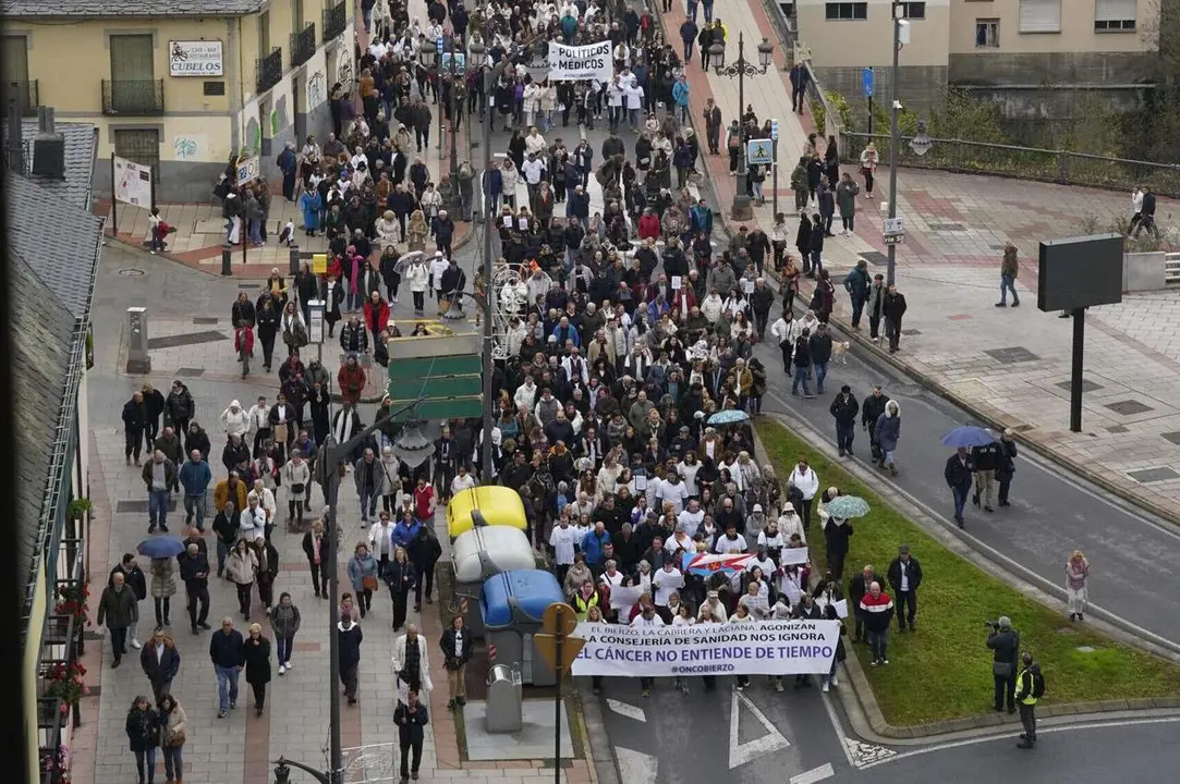 La plataforma Oncobierzo ha conseguido movilizar a la comarca por una sanidad p&uacute;blica de calidad. | ICAL