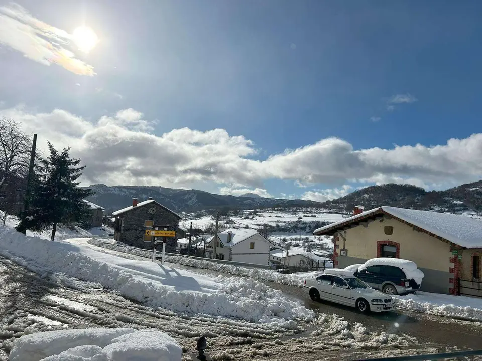 ICAL. Nieve en el municipio de Prioro (Le&oacute;n)