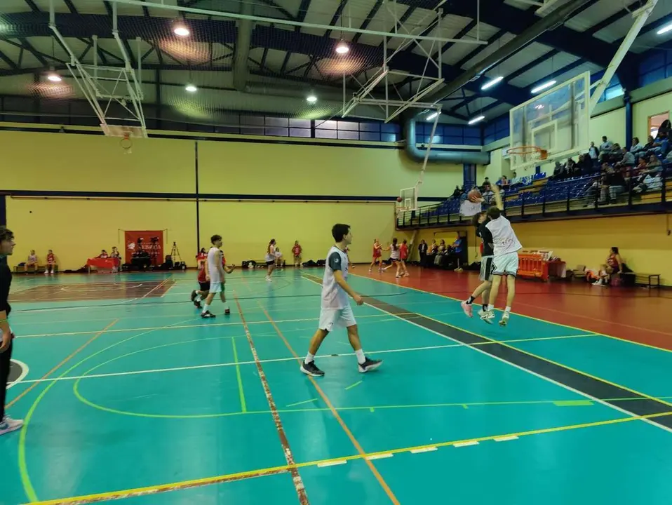 Imagen Archivo - torneo de baloncesto solidario &ldquo;3x3 Nebrija compite por ellos