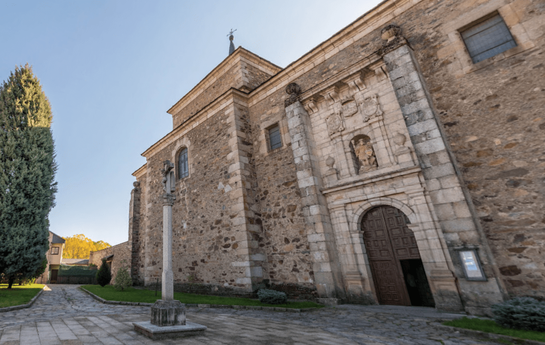 Monasterio de San Miguel de las Due&ntilde;as.