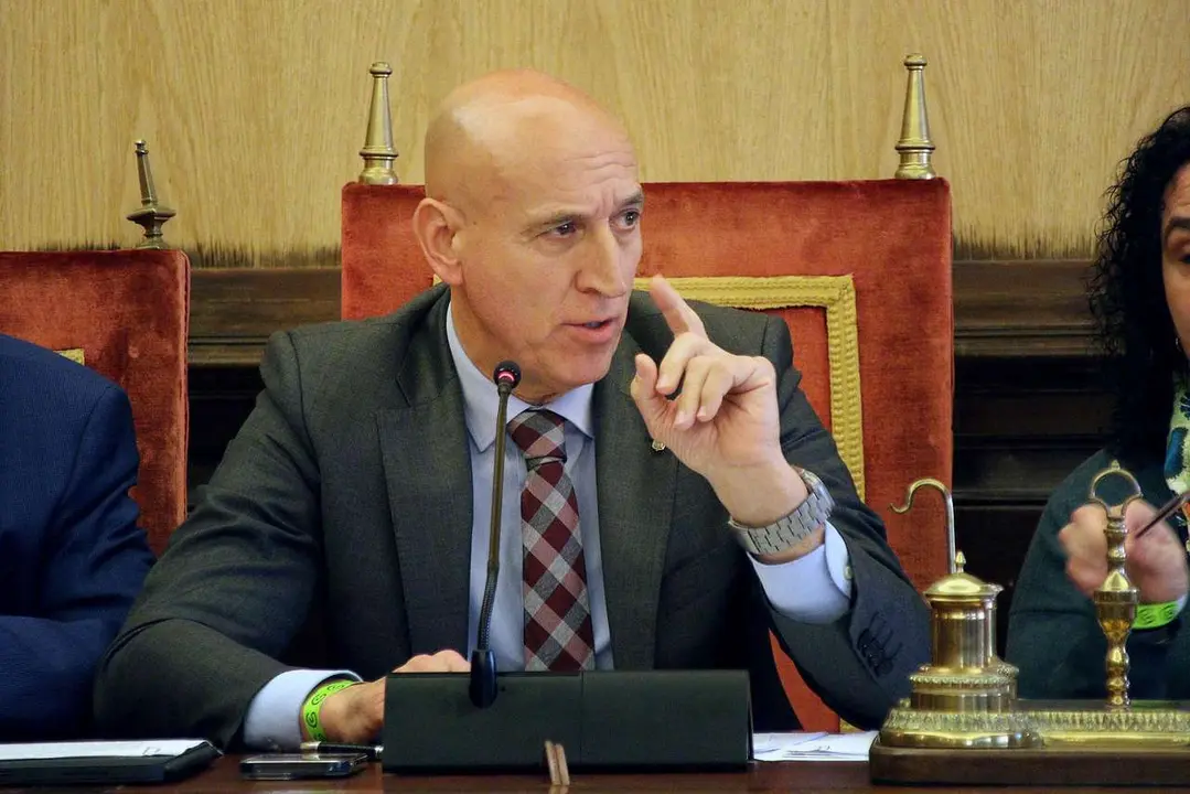 Peio Garc&iacute;a. ICAL. El Ayuntamiento de Le&oacute;n celebra un pleno ordinario en el que se vota en contra de la moci&oacute;n de reprobaci&oacute;n al alcalde, Jos&eacute; Antonio Diez, presentada por el Partido Popular