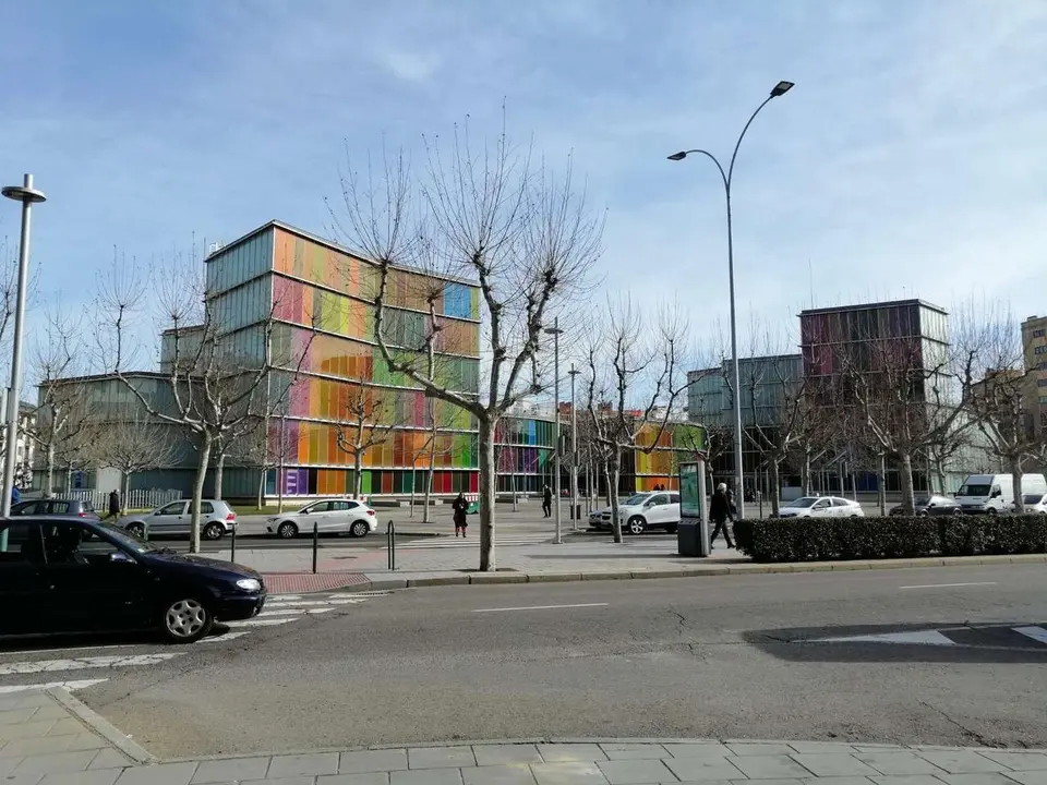 El asfaltado de la avenida Reyes Leoneses de Le&oacute;n causar&aacute; restricciones al tr&aacute;fico la pr&oacute;xima semana en Le&oacute;n.