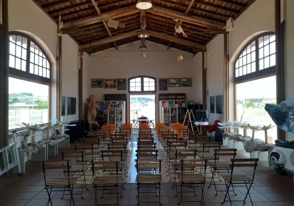 La Casona de San Feliz de Tor&iacute;o, espacio cultural promovido por el editor leon&eacute;s H&eacute;ctor Escobar.