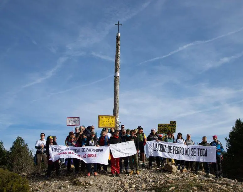 Imagen de archivo de una concentraci&oacute;n en defensa de la Cruz de Ferro. / ICAL