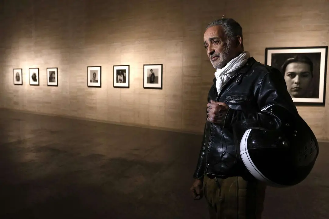 Campillo. ICAL. El fot&oacute;grafo leon&eacute;s Alberto Garc&iacute;a Alix, presenta la exposici&oacute;n 'Sombras del tiempo' en el Museo de Arte Contempor&aacute;neo de Castilla y Le&oacute;n