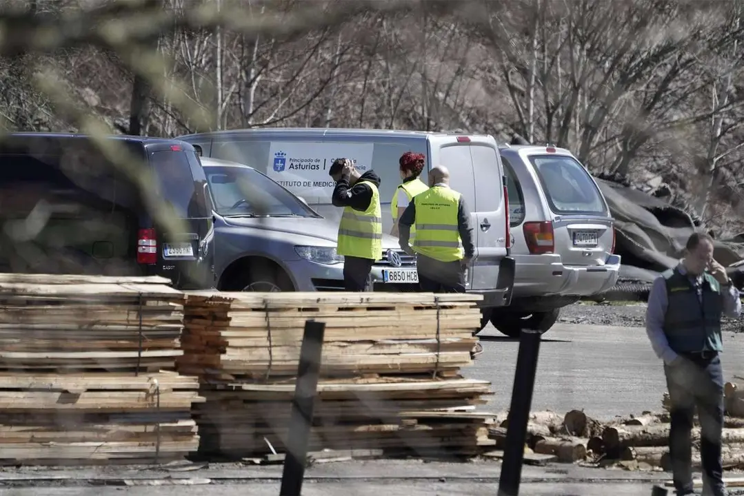 Emilio Atienza. ICAL. Los cinco fallecidos en el accidente de una mina de Dega&ntilde;a (Asturias) son de Le&oacute;n y tienen edades entre los 32 y 54 a&ntilde;os