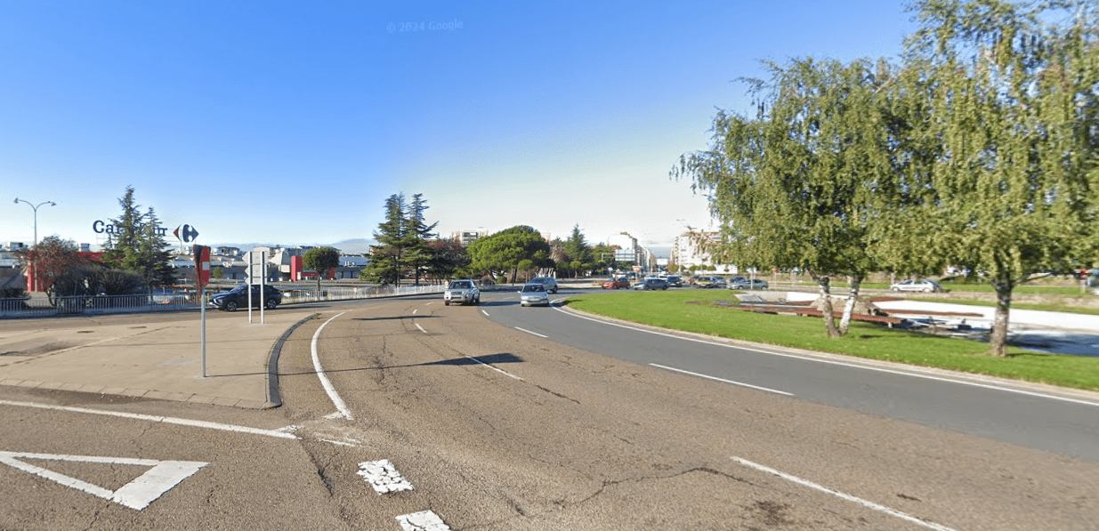 Restricciones de tr&aacute;fico en la glorieta de la avenida Europa con LE-20 por arreglos del pavimento