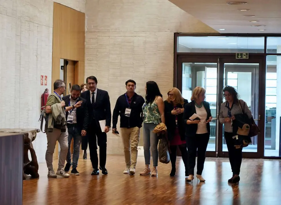 Leticia P&eacute;rez. ICAL. Representantes de UGT, CCOO, USO y CGT al finalizar su reuni&oacute;n con el presidente de la Junta para iniciar el di&aacute;logo sobre el futuro de Le&oacute;n