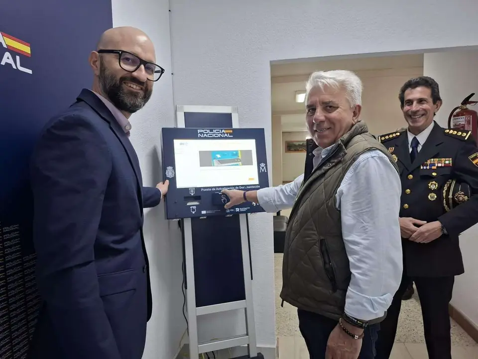 Ria&ntilde;o cuenta con un nuevo PAD de Polic&iacute;a Nacional