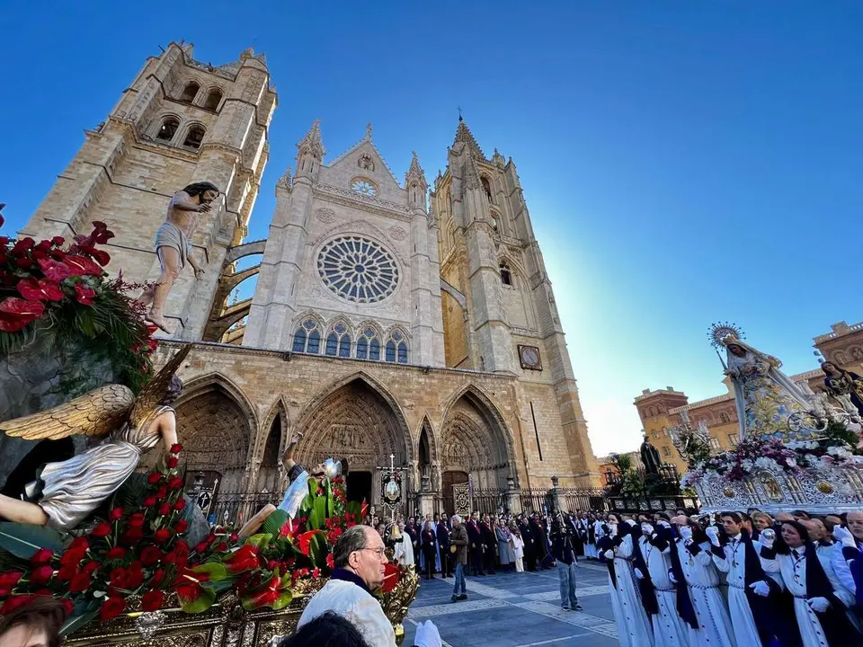 Campillo. ICAL. Acto central de la Procesi&oacute;n del Encuentro organizada por la Real Hermandad de Jes&uacute;s Divino Obrero.
