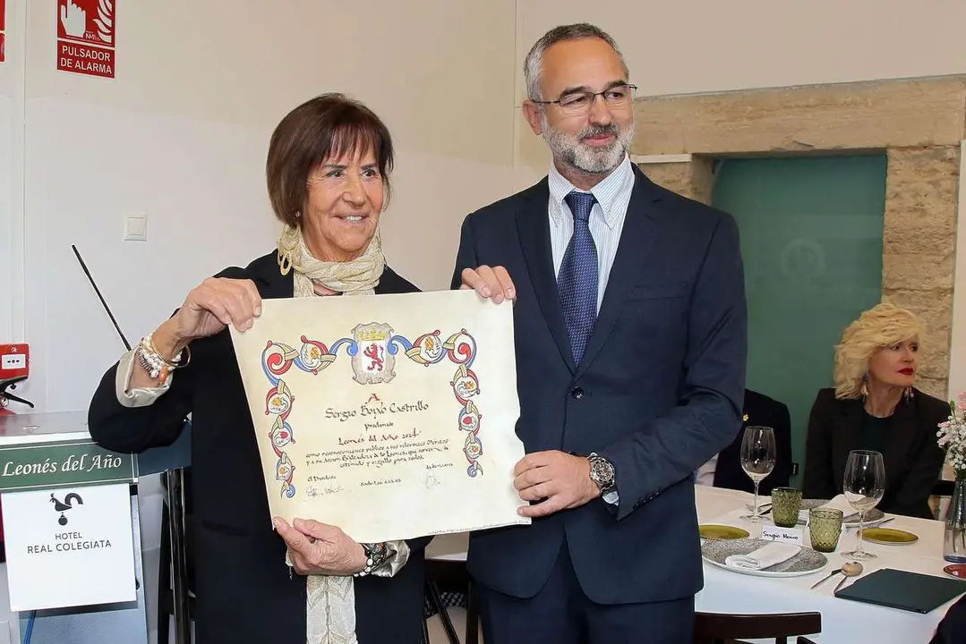 El director cient&iacute;fico de Computaci&oacute;n Cu&aacute;ntica de Google, Sergio Boixo recibe el premio Leon&eacute;s del A&ntilde;o 2024. / ICAL