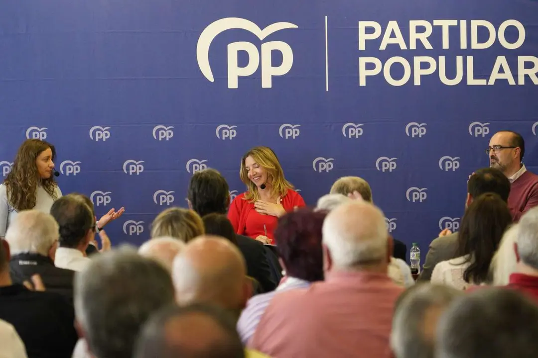 C&eacute;sar S&aacute;nchez. ICAL. La portavoz del PP en el Senado, Alicia Garc&iacute;a, asiste a los &lsquo;Encuentros Populares&rsquo; en Ponferrada, acompa&ntilde;ada de la presidenta provincial de la formaci&oacute;n y vicesecretaria de Educaci&oacute;n y Sanidad, Ester Mu&ntilde;oz