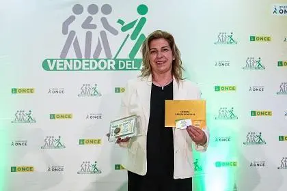 Genara Garc&iacute;a, elegida mejor vendedora de la ONCE en Castilla y Le&oacute;n. / ONCE