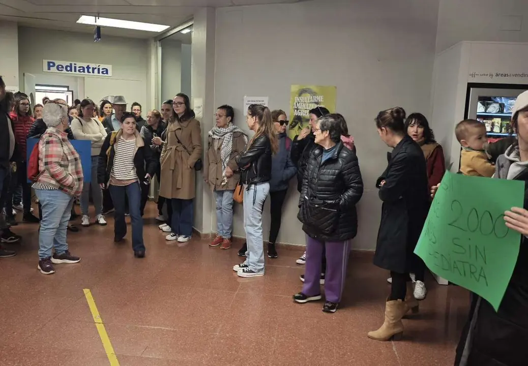 Movilizaci&oacute;n por falta de pediatras en La Ba&ntilde;eza
