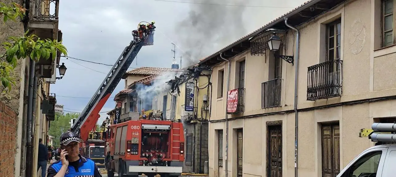 Incendio de una vivienda deshabitada en Mansilla de las Mulas (Le&oacute;n)