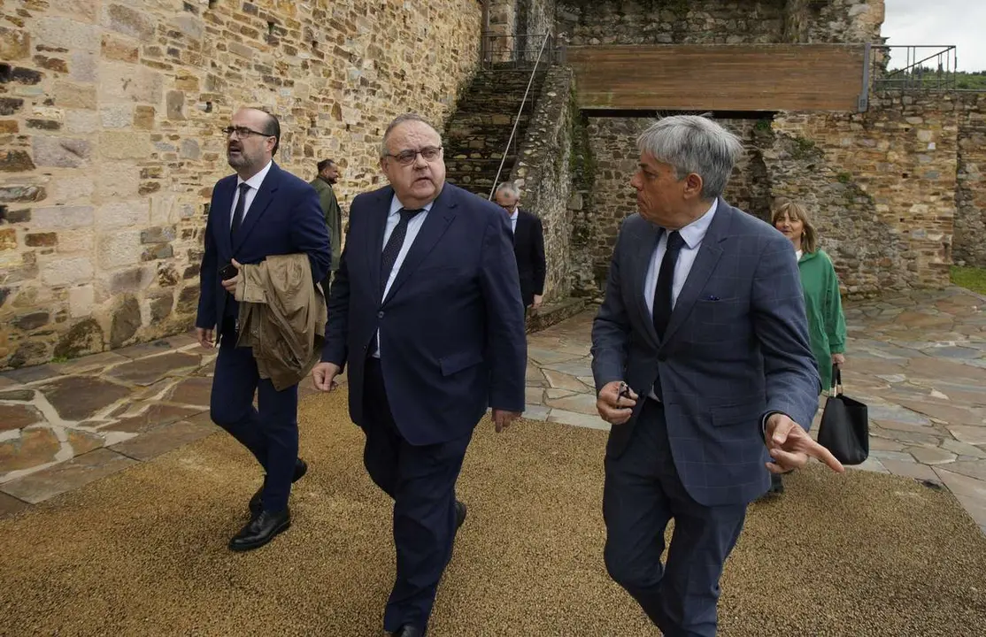 C&eacute;sar S&aacute;nchez. ICAL. El consejero de Sanidad, Alejandro V&aacute;zquez Ramos, asiste a la presentaci&oacute;n del Plan de Humanizaci&oacute;n en Salud Mental en Castilla y Le&oacute;n que se celebra en Ponferrada
