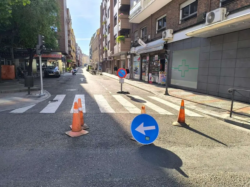 Calle Renueva cortada al tr&aacute;fico