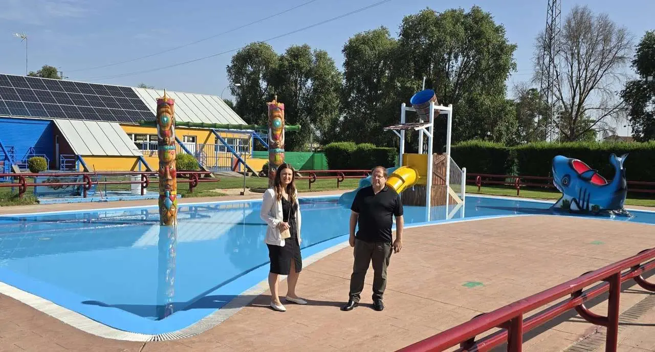 La piscina municipal de La Ba&ntilde;eza abre sus puertas este s&aacute;bado. 