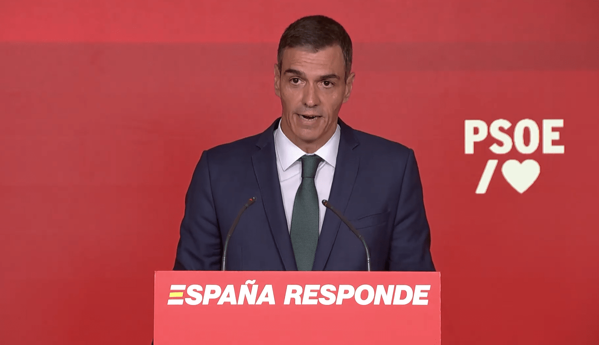 Imagen de Pedro S&aacute;nchez en su intervenci&oacute;n ante los medios
