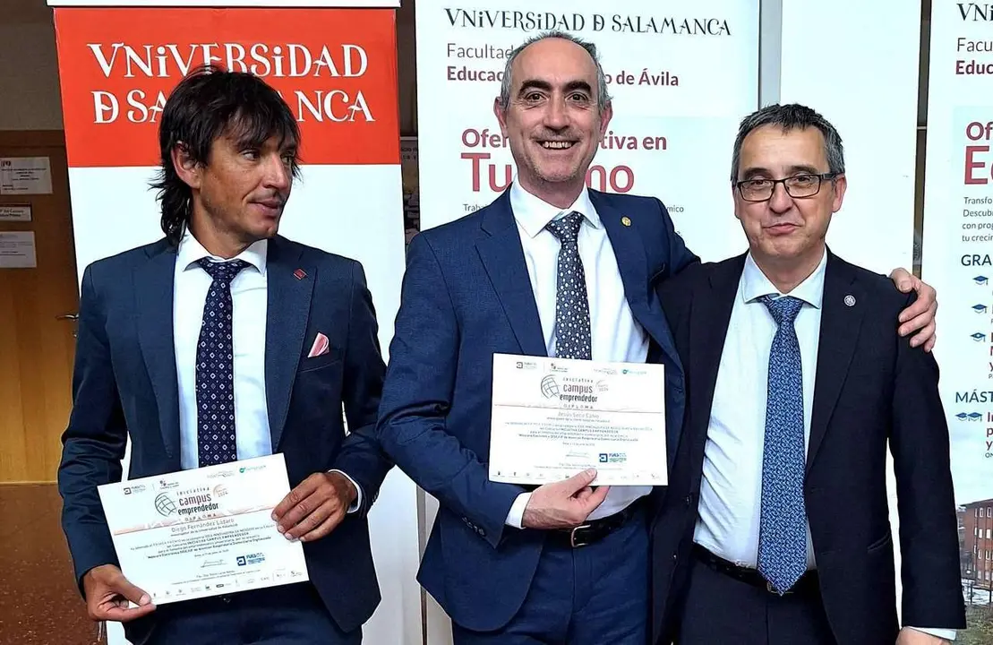 Dos investigadores de la ULE y uno del Campus de Soria de la UVA, premiados por desarrollar un dispositivo para ejercitar la musculatura respiratoria.