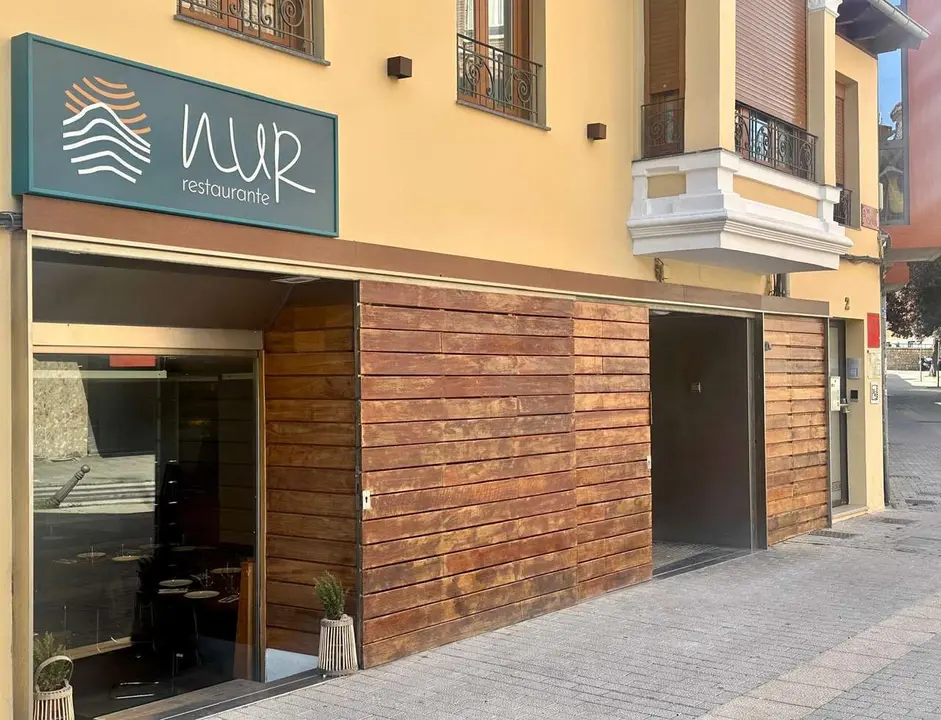 Tras unos a&ntilde;os en Ponferrada, Tamara y Ricardo desembarcan con su restaurante 'Nur' en la calle Cantareros de la capital leonesa. | SM