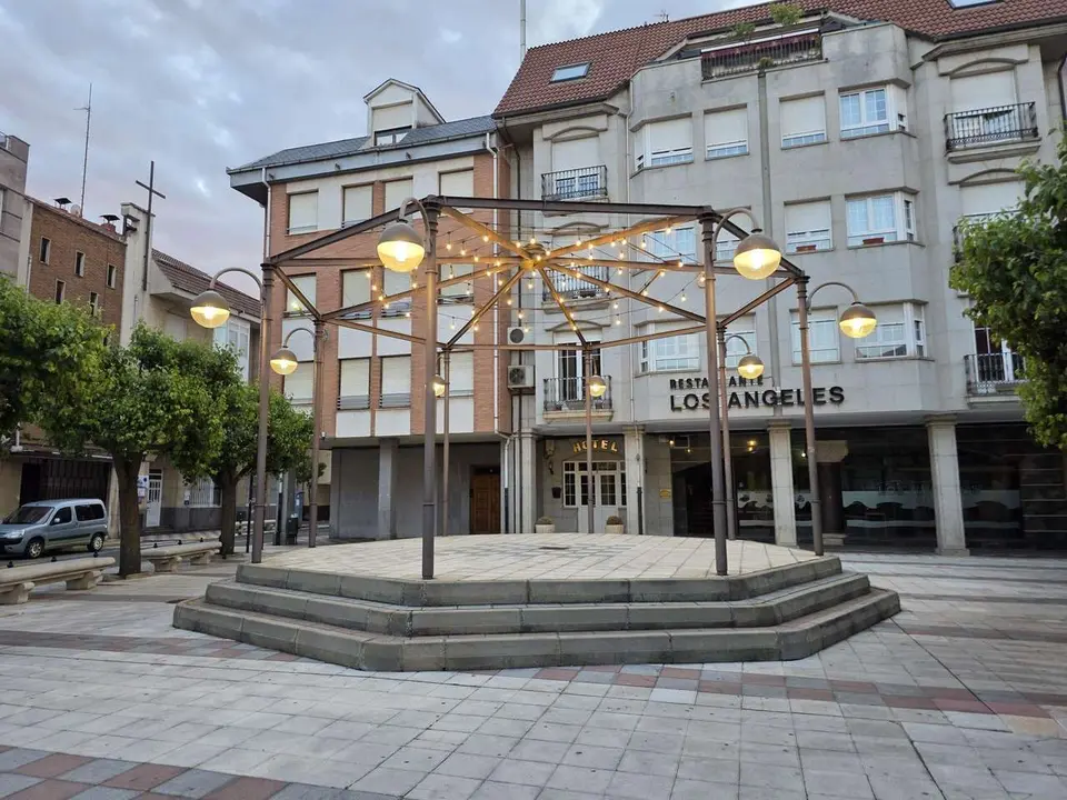 Plaza Obispo Alcolea de La Ba&ntilde;eza