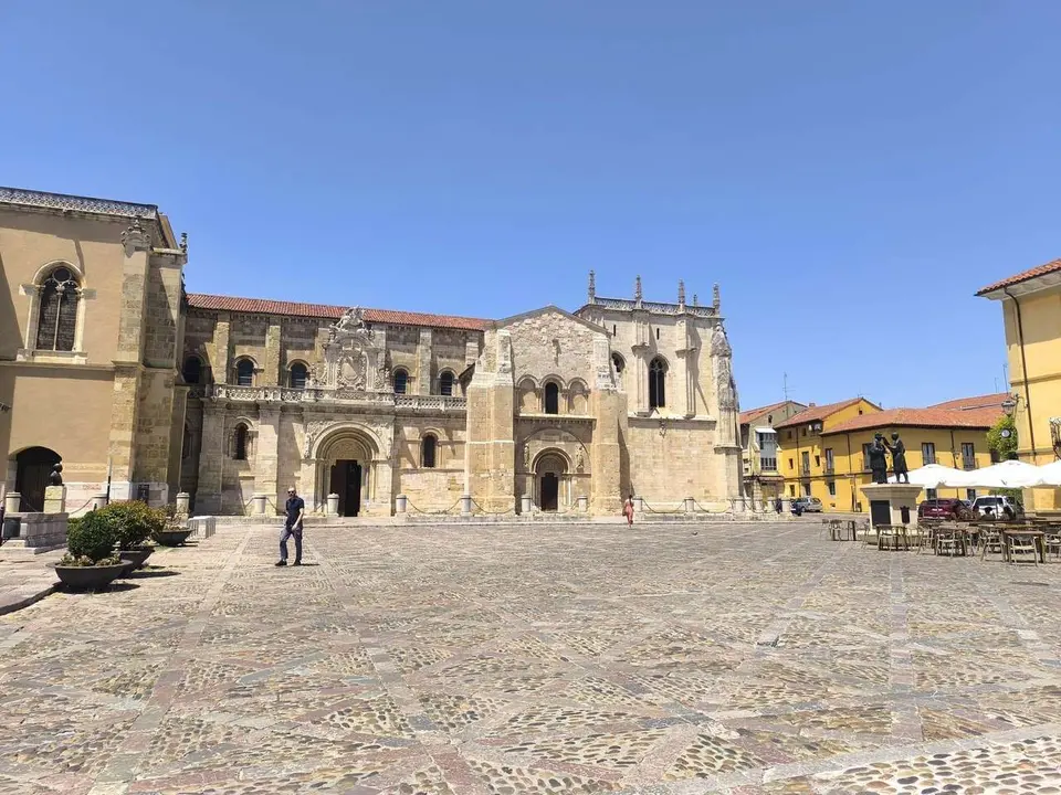 Bas&iacute;lica de San Isidoro.