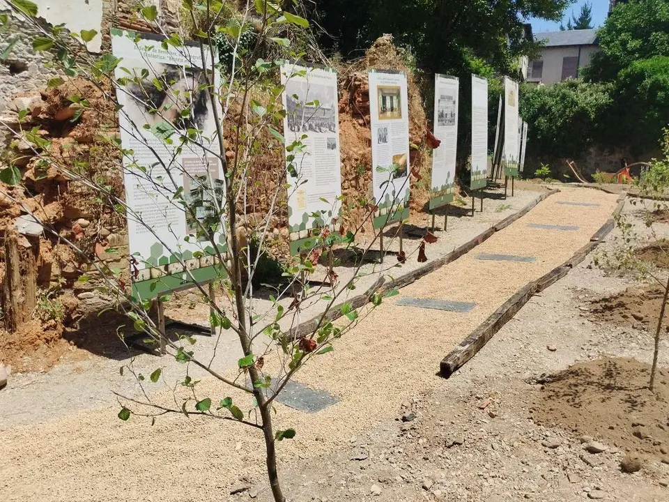 El Jard&iacute;n Rom&aacute;ntico del Bierzo reabre sus puertas en Villafranca.