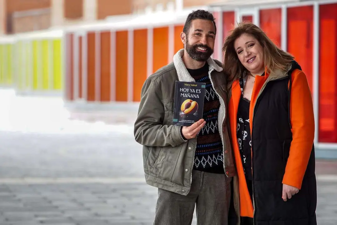 Campillo. ICAL. Los autores de la novela ''Hoy ya es ma&ntilde;ana''