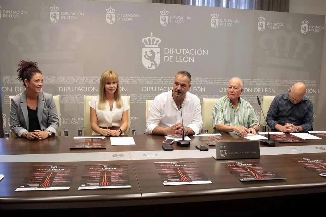 El diputado de Cultura, Arte y Patrimonio, Emilio Mart&iacute;nez, participa en la presentaci&oacute;n del programa Bajo Tierra
