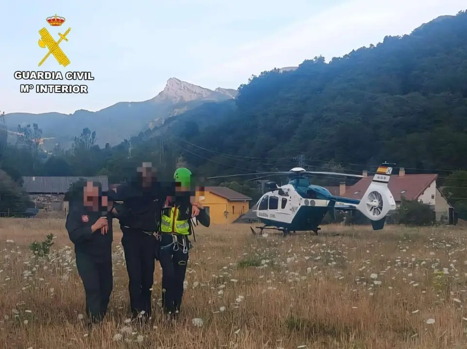 Imagen del rescate en Posada de Valde&oacute;n. | GC