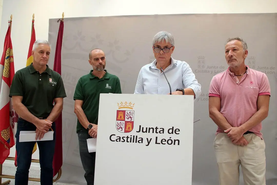 Eduardo Diego, delegado territorial de la Junta en Le&oacute;n, comparece este jueves para informar del estado de los incendios en la provincia. | ICAL