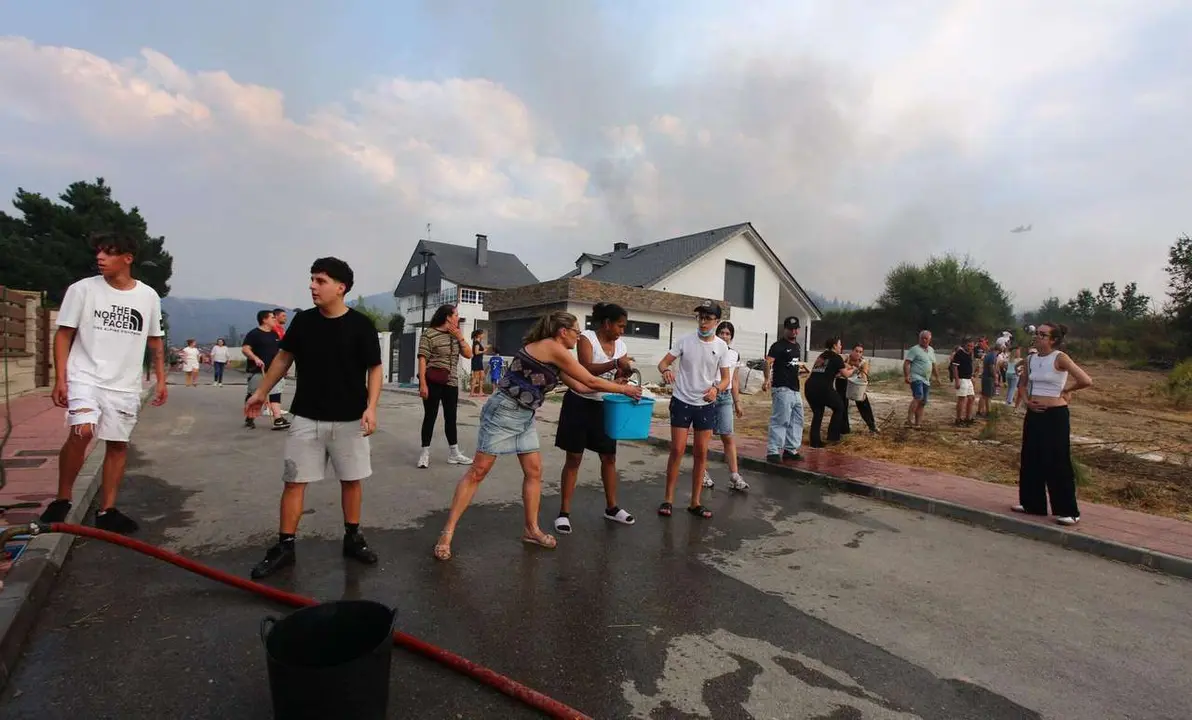 C&eacute;sar Hornija. ICAL. Incendio en Molinaseca (Le&oacute;n)