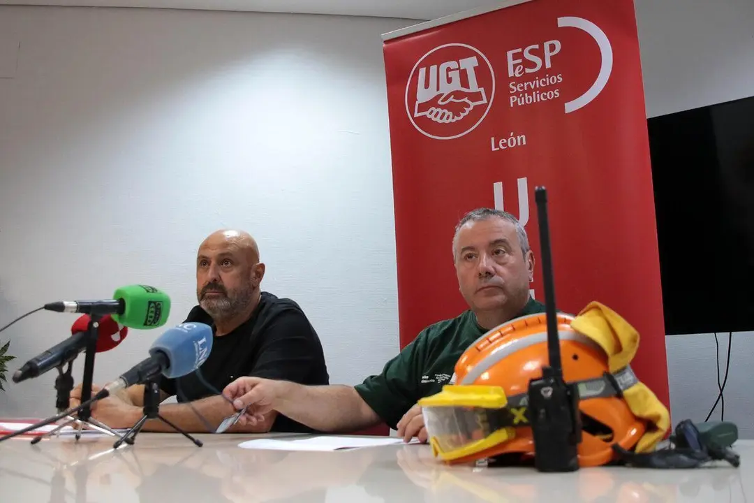 Rueda de prensa de UGT este martes en Le&oacute;n sobre la situaci&oacute;n de la provincia con los incendios. | ICAL