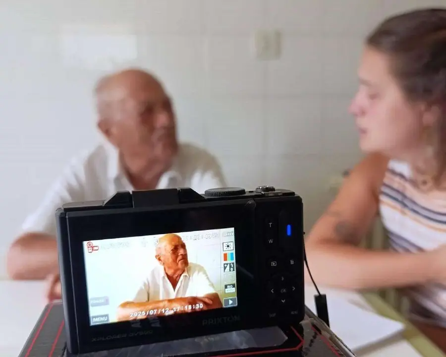 &lsquo;H&aacute;blame de Canseco: la vida de un pueblo a trav&eacute;s de sus protagonistas&rsquo;, de Melani Blanco. | ULE