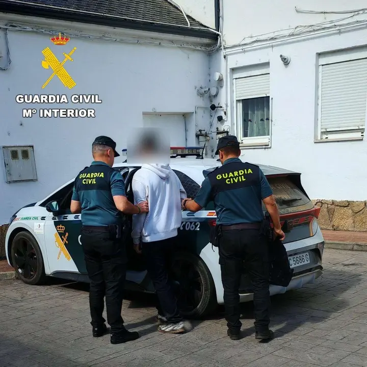 Imagen de archivo de otra detenci&oacute;n de la Guardia Civil.