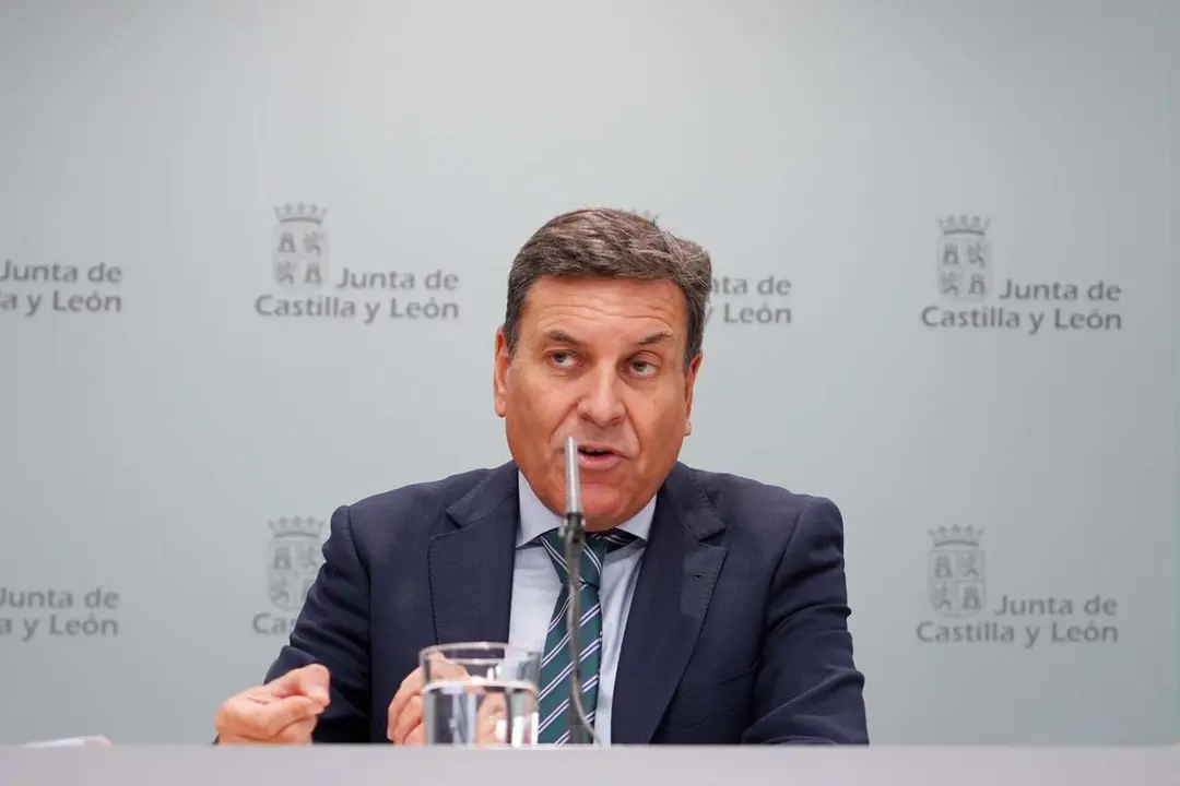 Miriam Chac&oacute;n. ICAL. El consejero de Econom&iacute;a y Hacienda y portavoz de la Junta, Carlos Fern&aacute;ndez Carriedo, comparece en rueda de prensa posterior al Consejo de Gobierno.
