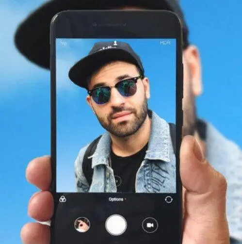 Michenlo en una imagen de sus redes sociales
