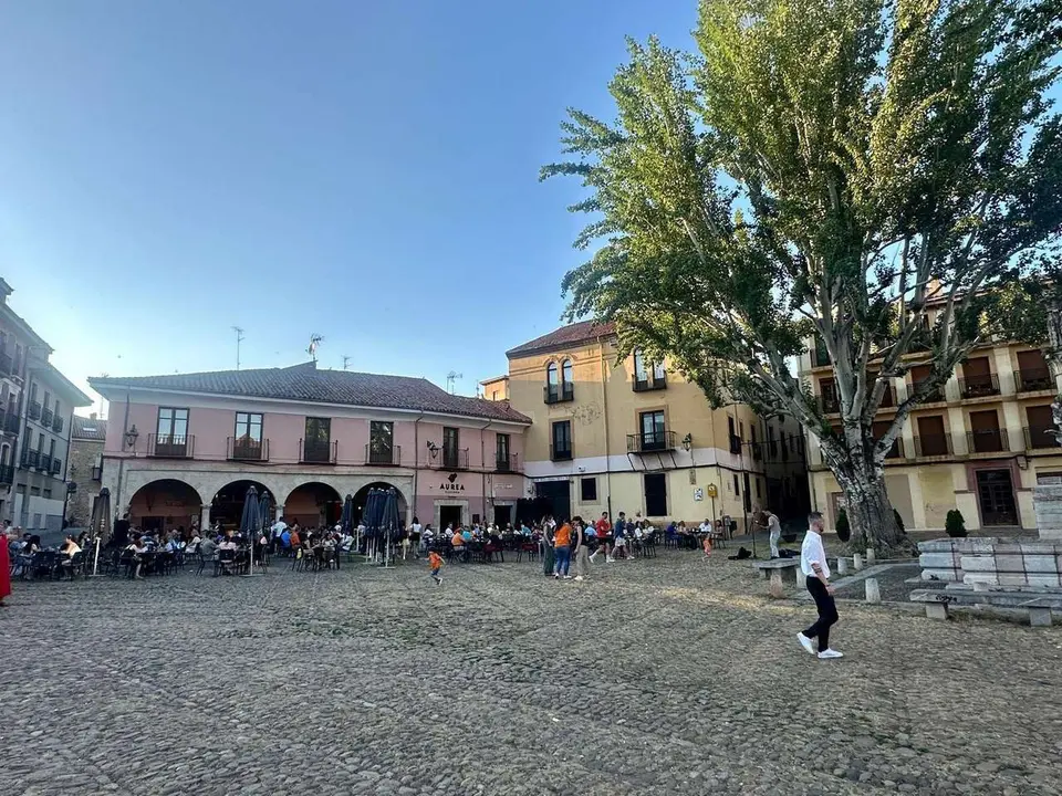 La plaza del Grano de Le&oacute;n. | SM
