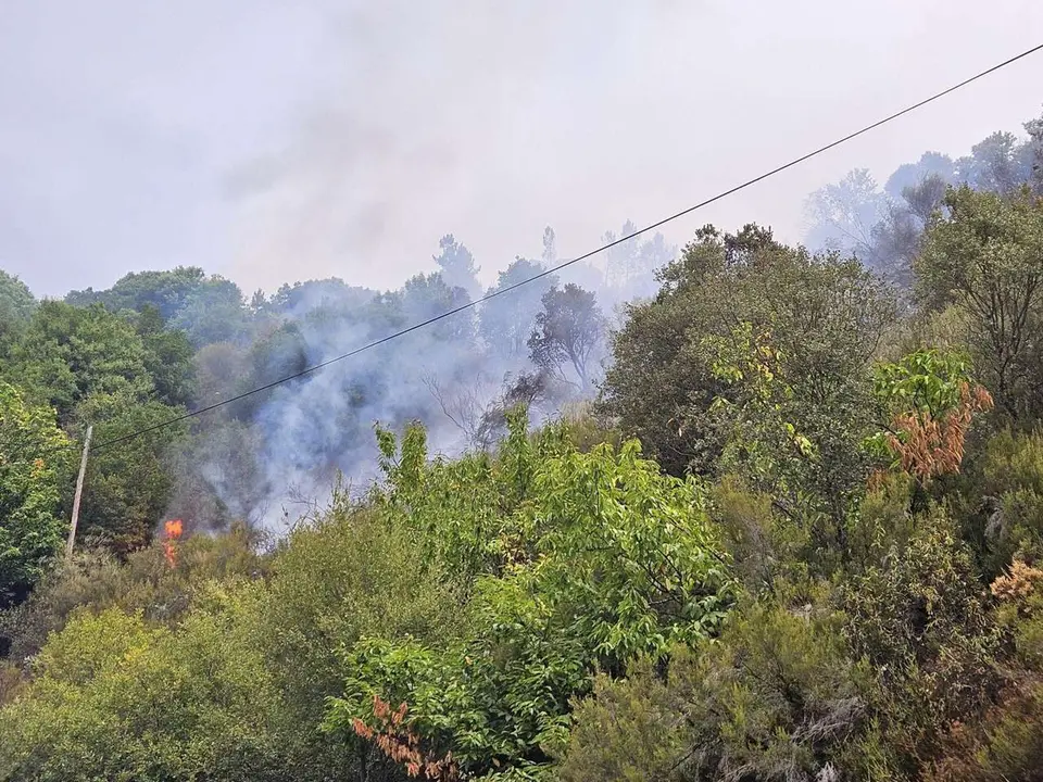 Incendio en Sobrado, ya sofocado, este viernes 19 de septiembre.