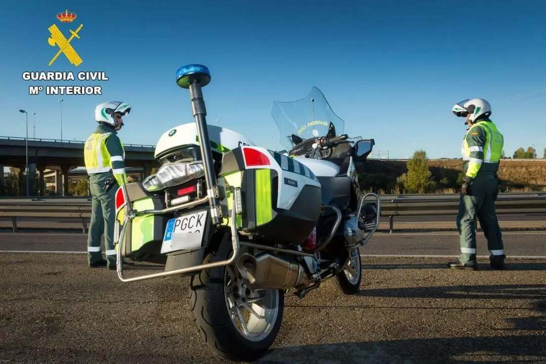 Guardia Civil Tr&aacute;fico Le&oacute;n.