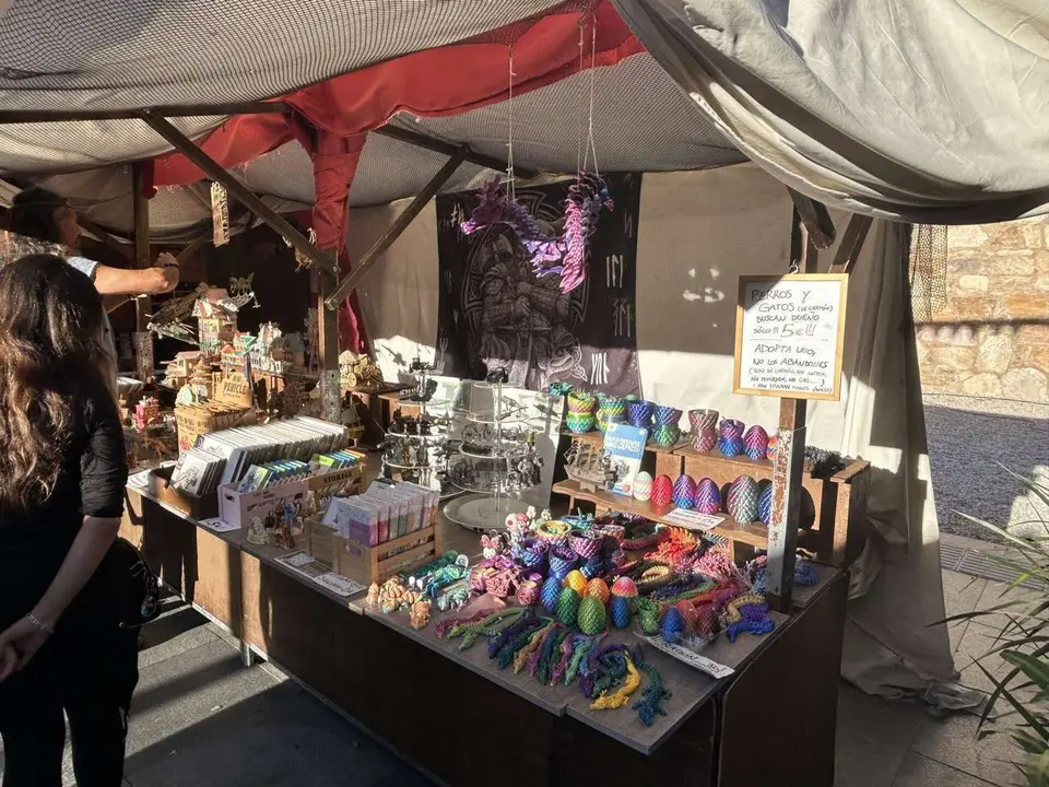 Mercado de las Tres Culturas en Le&oacute;n 2025