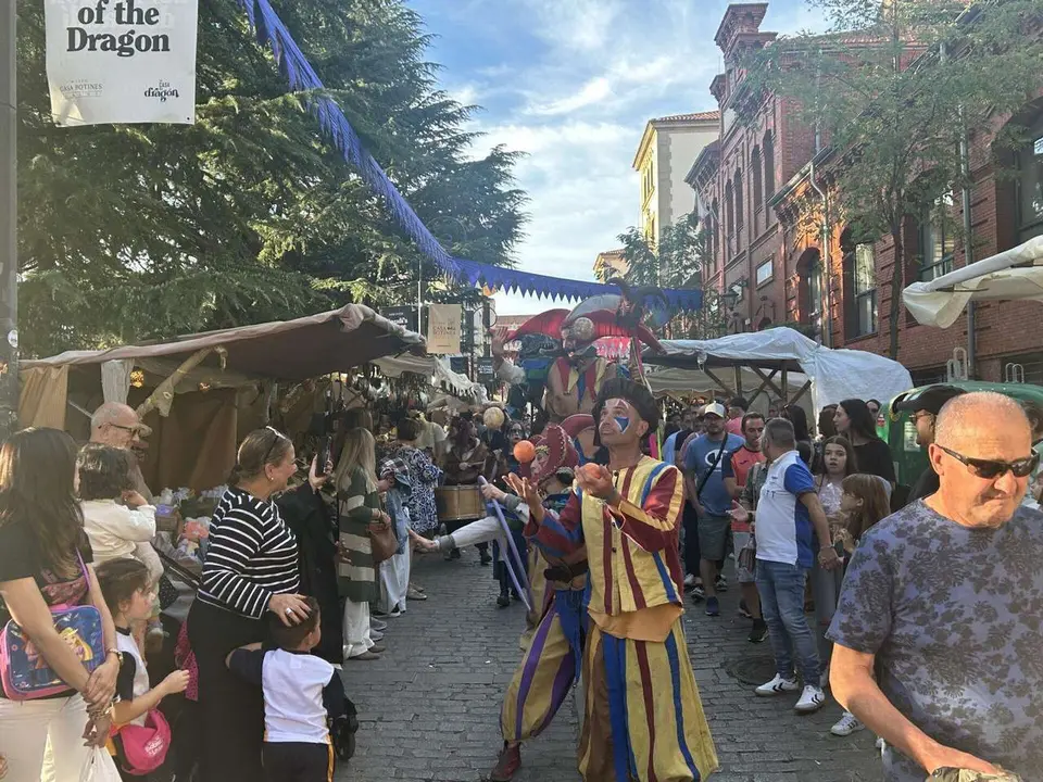 Mercado de las Tres Culturas en Le&oacute;n 2025