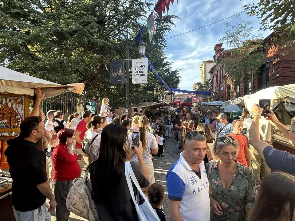 Mercado de las Tres Culturas en Le&oacute;n 2025