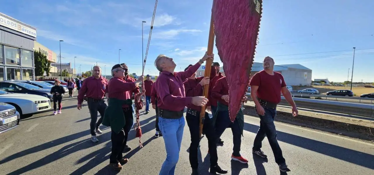Pendones, carros y romeros participaron un a&ntilde;o m&aacute;s en la romer&iacute;a de San Froil&aacute;n | Le&oacute;n 24 Horas