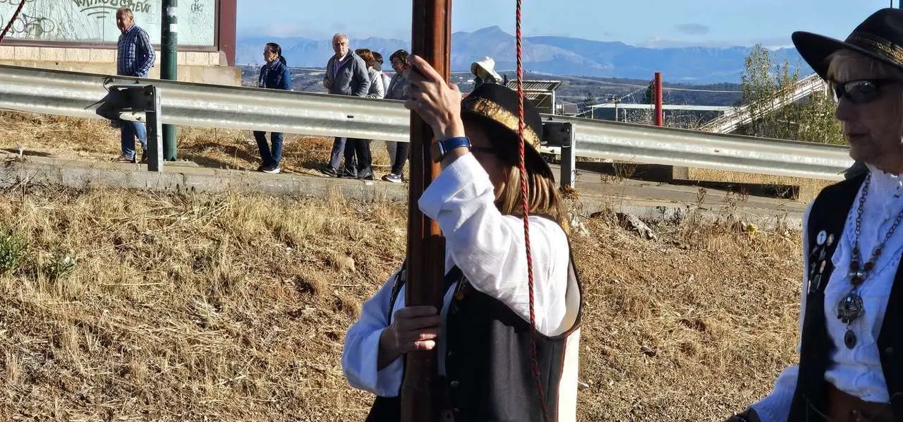 Pendones, carros y romeros participaron un a&ntilde;o m&aacute;s en la romer&iacute;a de San Froil&aacute;n | Le&oacute;n 24 Horas