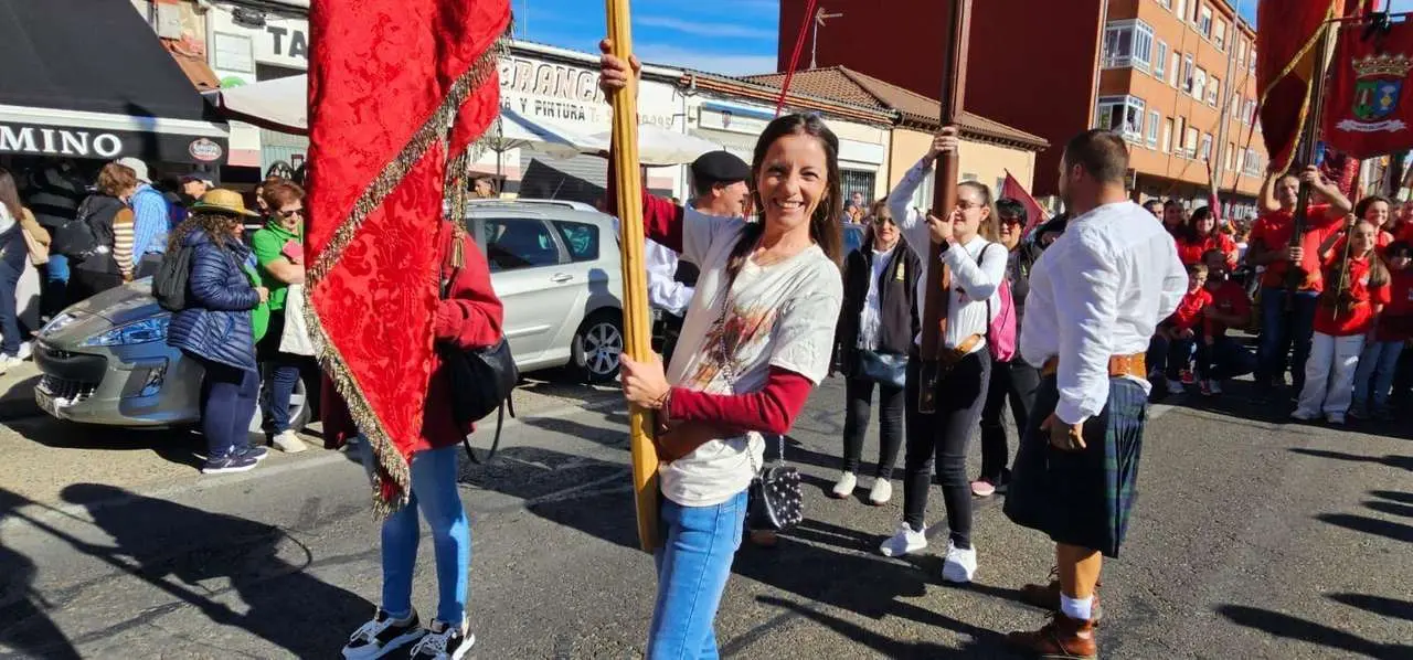 Pendones, carros y romeros participaron un a&ntilde;o m&aacute;s en la romer&iacute;a de San Froil&aacute;n | Le&oacute;n 24 Horas