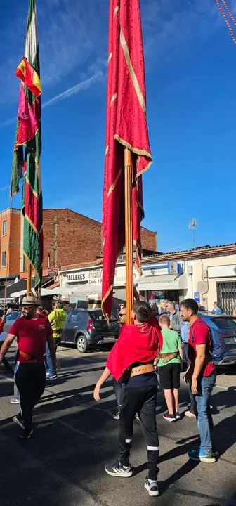 Pendones, carros y romeros participaron un a&ntilde;o m&aacute;s en la romer&iacute;a de San Froil&aacute;n | Le&oacute;n 24 Horas