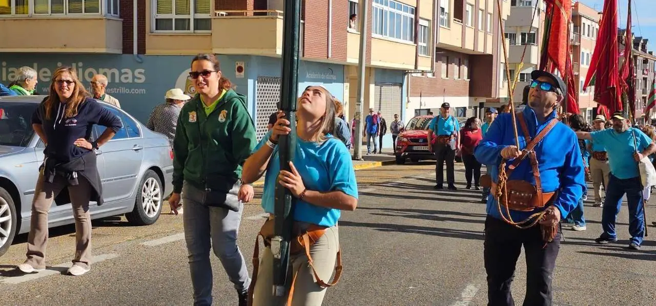 Pendones, carros y romeros participaron un a&ntilde;o m&aacute;s en la romer&iacute;a de San Froil&aacute;n | Le&oacute;n 24 Horas