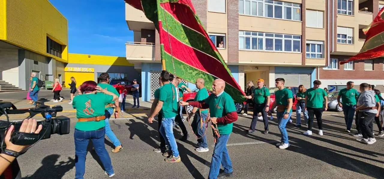 Pendones, carros y romeros participaron un a&ntilde;o m&aacute;s en la romer&iacute;a de San Froil&aacute;n | Le&oacute;n 24 Horas